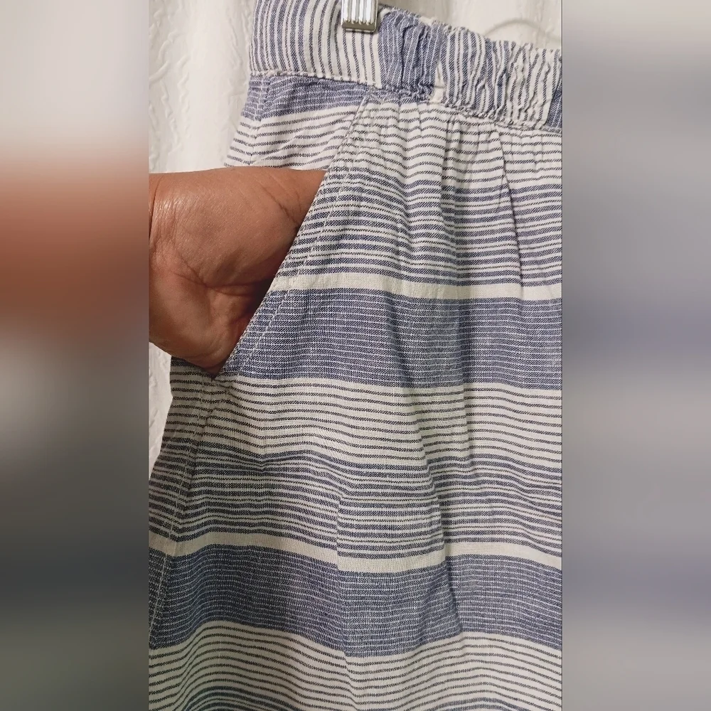 GAP Linen Blend Striped Blue and White Women's Mini Skirt Size M